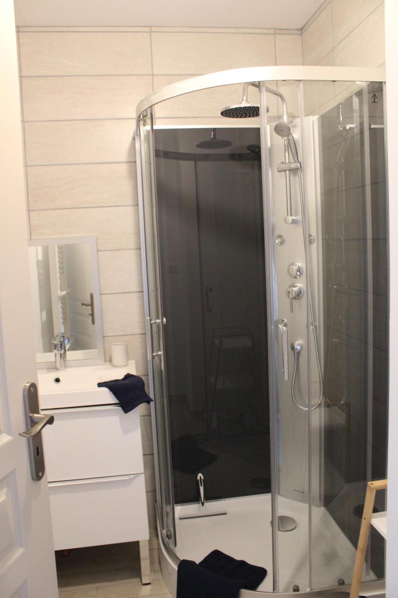 Gite Lou, Gite Famille Et Bien Etre Avec Jacuzzi Fontenay-le-Comte Exterior foto
